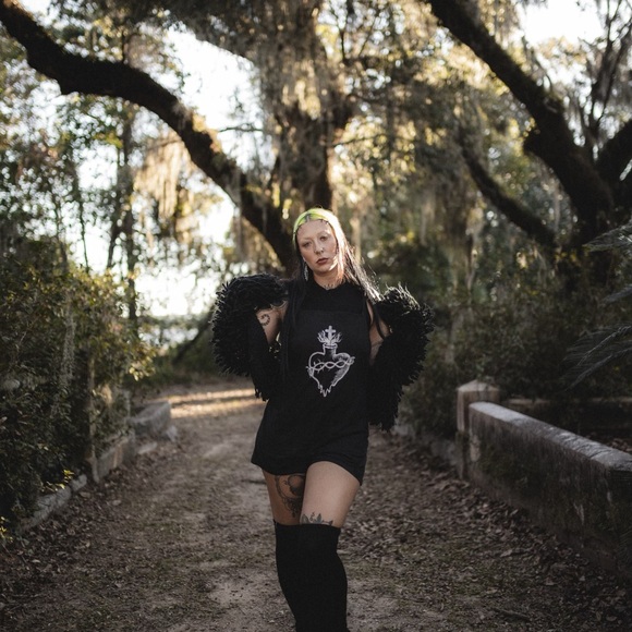 𝕾𝖆𝖈𝖗𝖊𝖉 𝖍𝖊𝖆𝖗𝖙 𝖗𝖔𝖒𝖕𝖊𝖗 ♡ - Picture 6 of 11